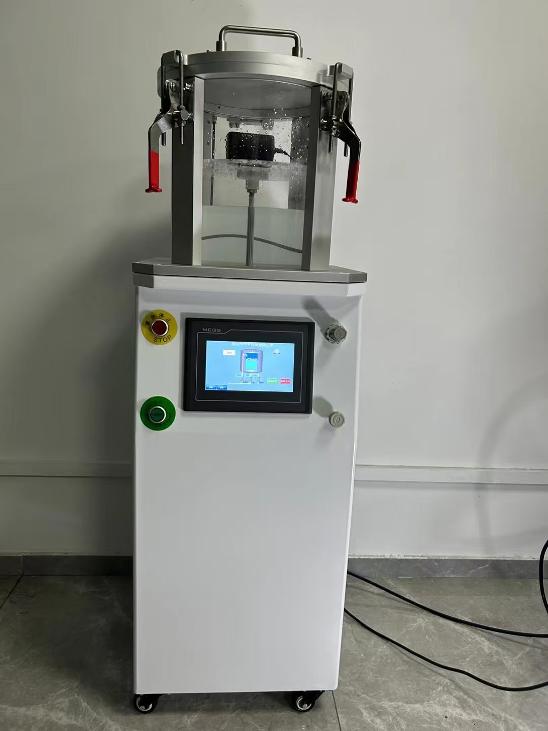 漏點(diǎn)檢測(cè)機(jī)，模擬實(shí)際進(jìn)水方向精準(zhǔn)找到漏點(diǎn)